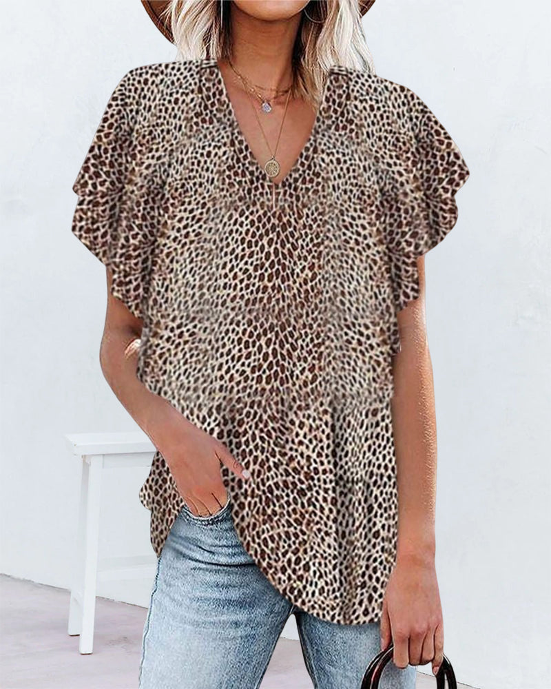 V neck leopard short sleeve top