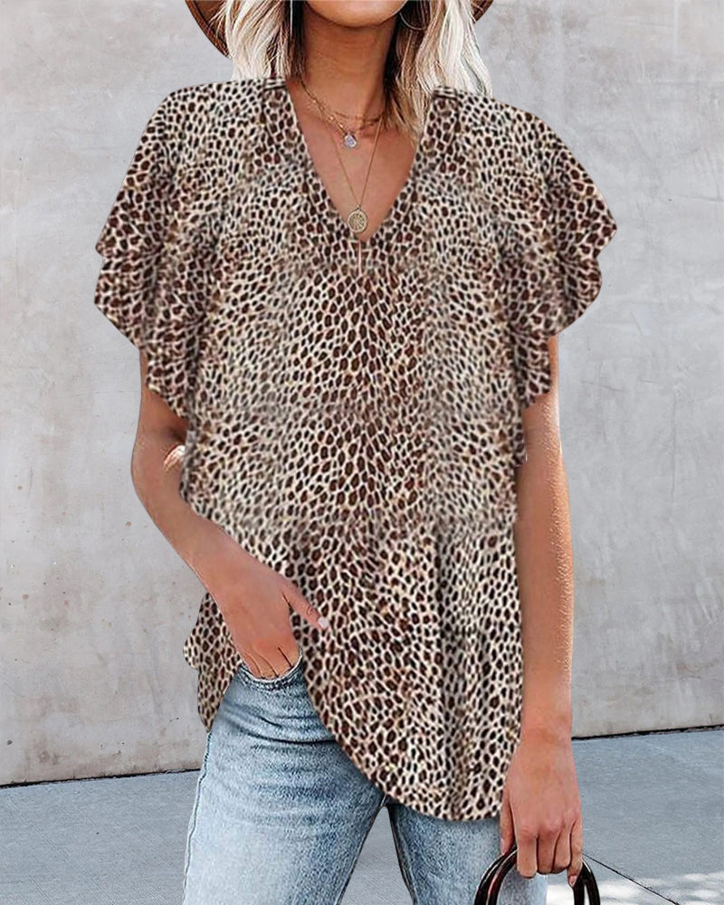 V neck leopard short sleeve top