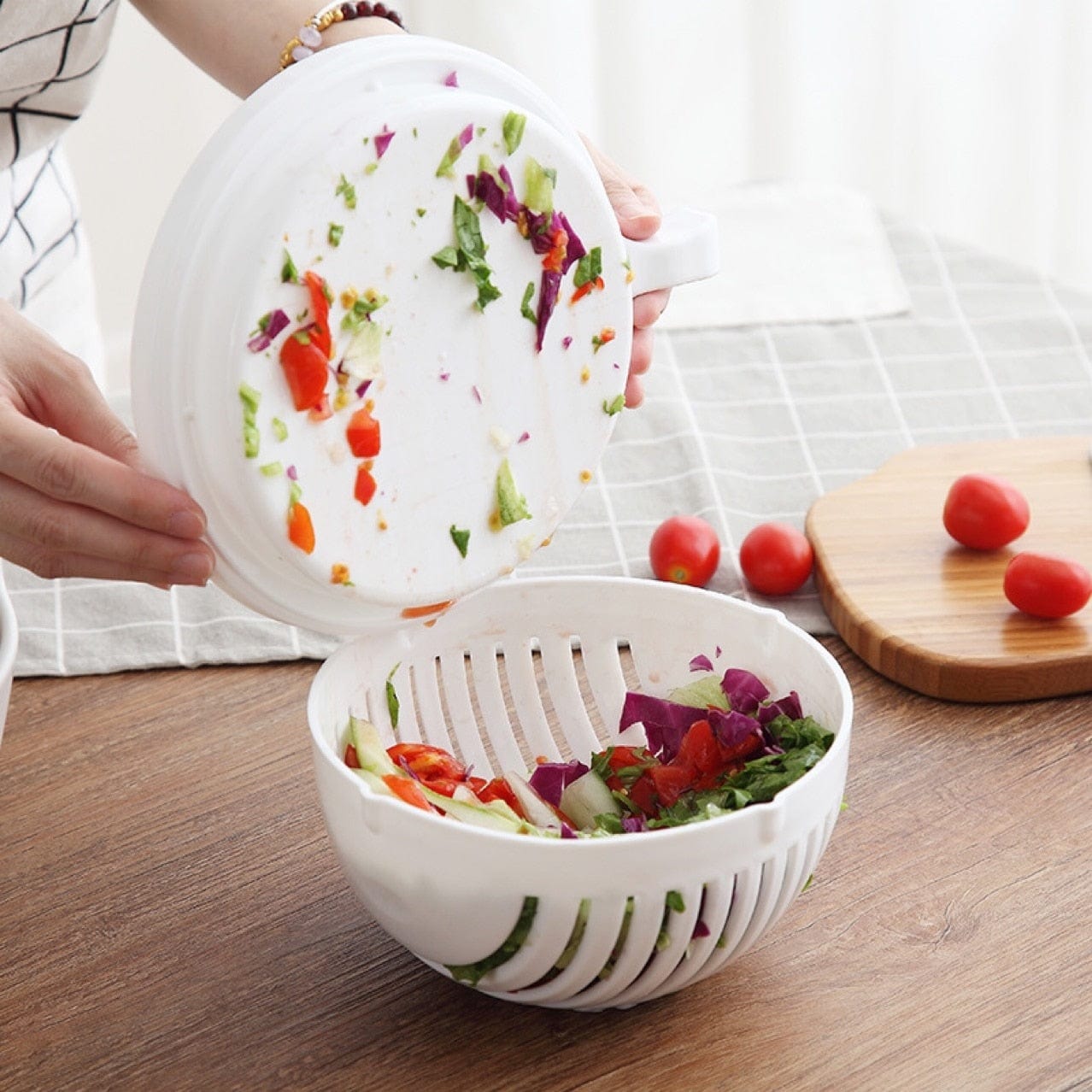 Fruit & Salad Cutting Bowl